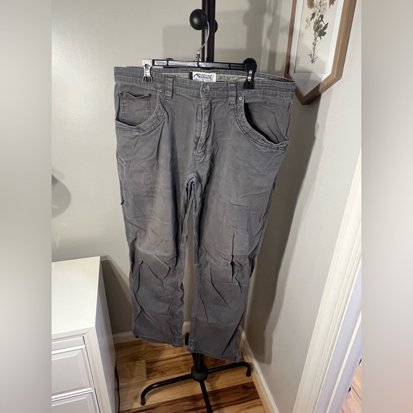 Men’s Mountain Khakis 40x34 Gray Cargo Pants Workwear Outdoor 100% Cotton - Picture 1 of 7